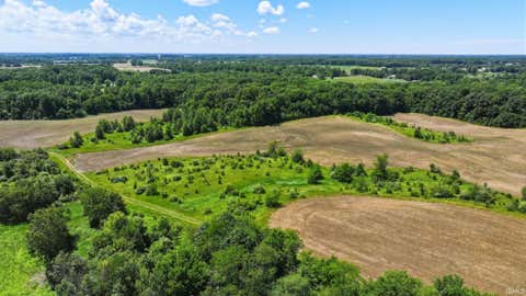 Tiny photo for 4200 W North County Line Road, Huntertown, IN 46748 (MLS # 202625419)