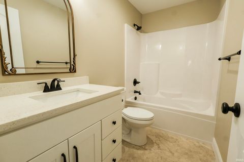 Tiny photo for 1606 North Shore Drive, Rochester, IN 46975 (MLS # 202619400)