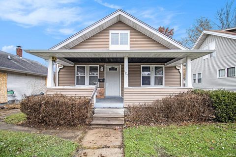 Photo of 127 E Oakside Street, South Bend, IN 46614 (MLS # 202547454)