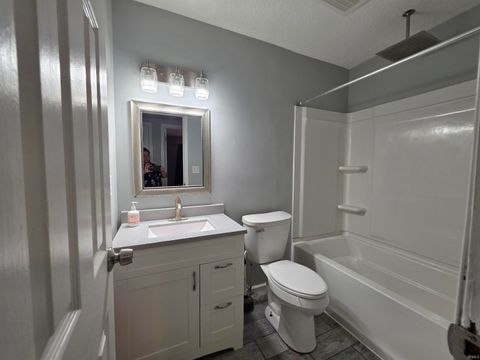 Tiny photo for 4418 Kensington Drive, Logansport, IN 46947 (MLS # 202614017)