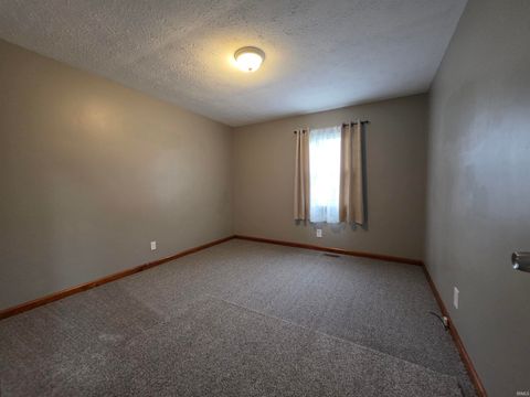 Tiny photo for 4418 Kensington Drive, Logansport, IN 46947 (MLS # 202614017)