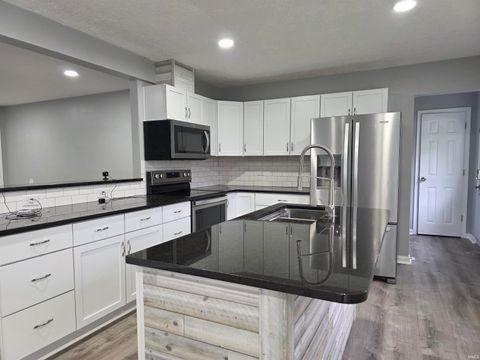 Tiny photo for 4418 Kensington Drive, Logansport, IN 46947 (MLS # 202614017)