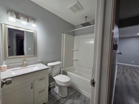 Tiny photo for 4418 Kensington Drive, Logansport, IN 46947 (MLS # 202614017)