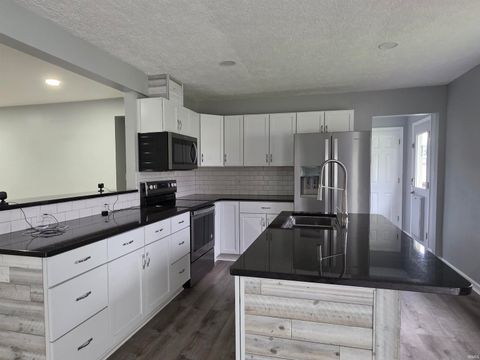 Tiny photo for 4418 Kensington Drive, Logansport, IN 46947 (MLS # 202614017)