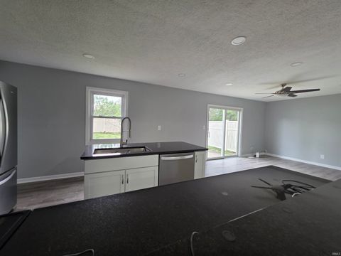 Tiny photo for 4418 Kensington Drive, Logansport, IN 46947 (MLS # 202614017)