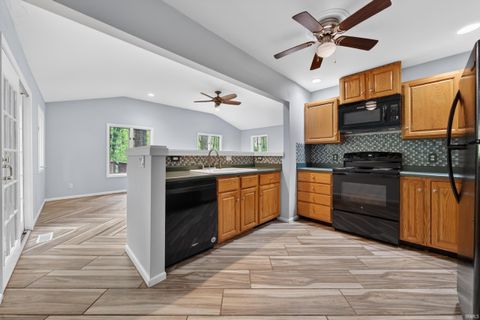 Tiny photo for 1680 S Ridgeview Road, Logansport, IN 46947 (MLS # 202617251)