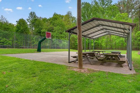Tiny photo for 1680 S Ridgeview Road, Logansport, IN 46947 (MLS # 202617251)