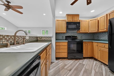 Tiny photo for 1680 S Ridgeview Road, Logansport, IN 46947 (MLS # 202617251)