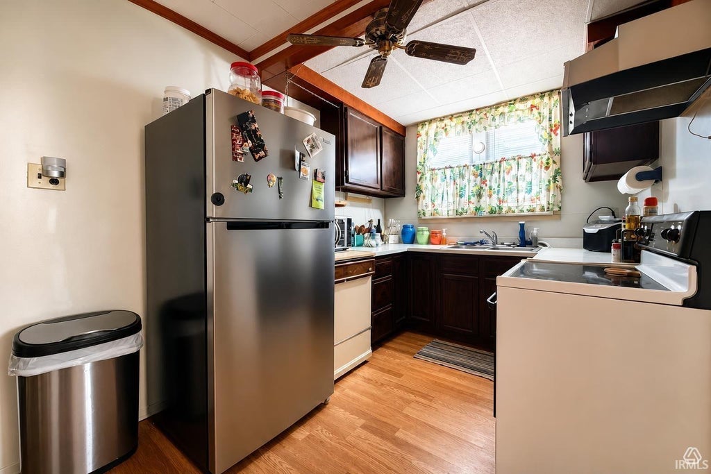 Photo of 512 Dizardie Street, Logansport, IN 46947 (MLS # 202643978)