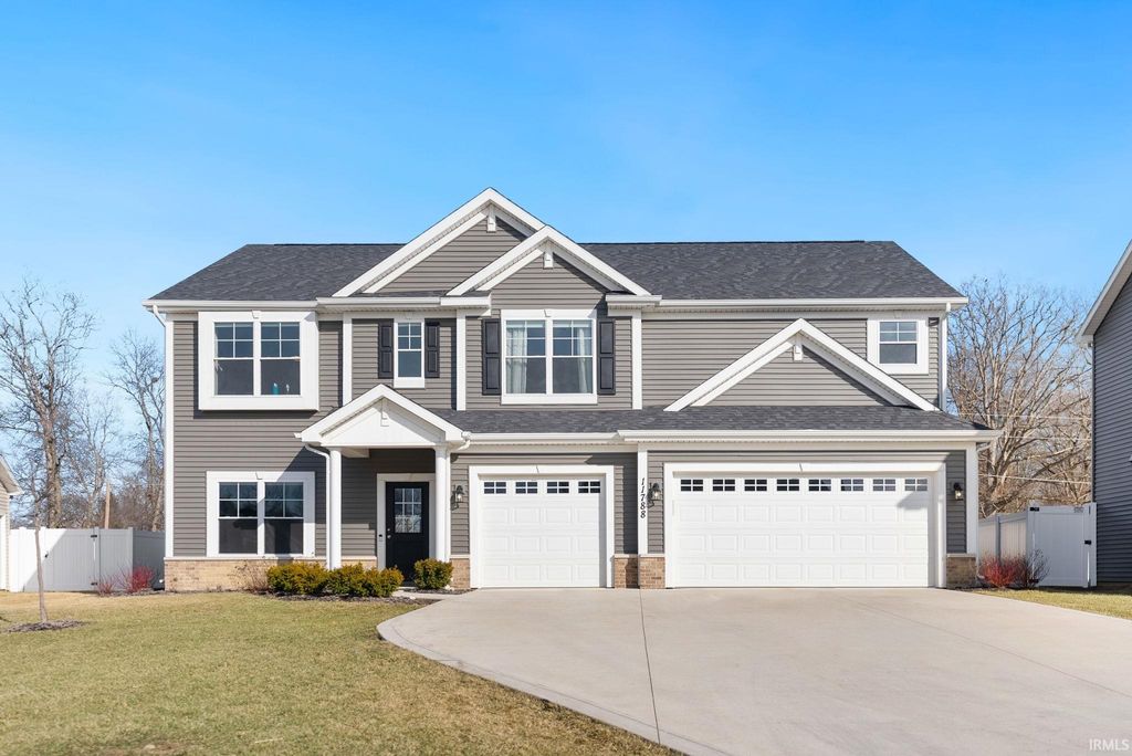 Photo of 11788 Whistling Trail, Fort Wayne, IN 46818 (MLS # 202606493)