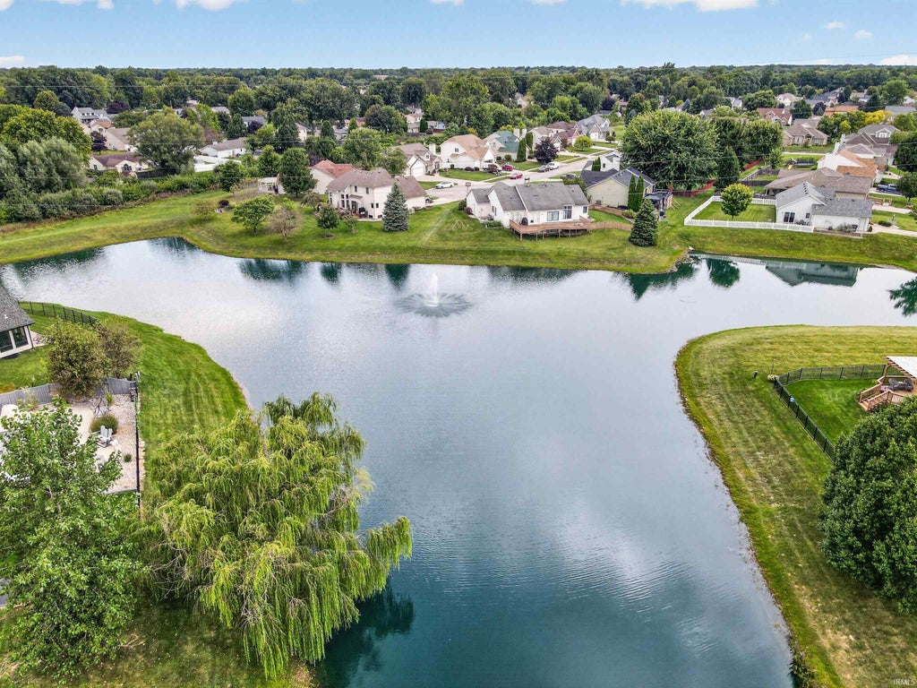 Photo of 8215 Grand Forest Court, Fort Wayne, IN 46815 (MLS # 202636916)