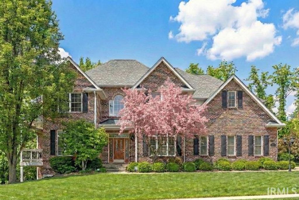Photo of 1167 E Secretariat Court, Bloomington, IN 47401 (MLS # 202616611)