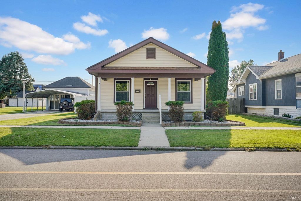 Photo of 611 N 8th Street, Mitchell, IN 47446 (MLS # 202619157)