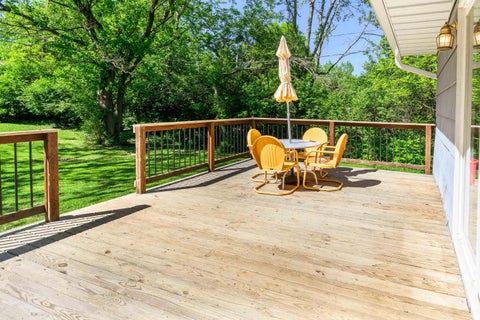 Tiny photo for 3910 E 10 Street, Bloomington, IN 47408 (MLS # 202616709)