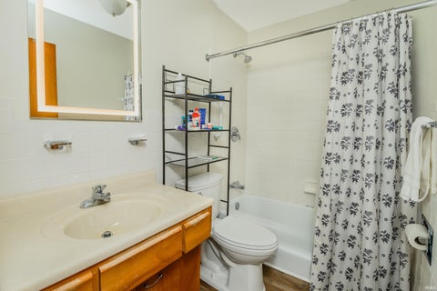 Tiny photo for 3910 E 10 Street, Bloomington, IN 47408 (MLS # 202616709)