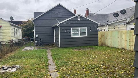 Tiny photo for 442 Bates Street, Logansport, IN 46947 (MLS # 202542546)