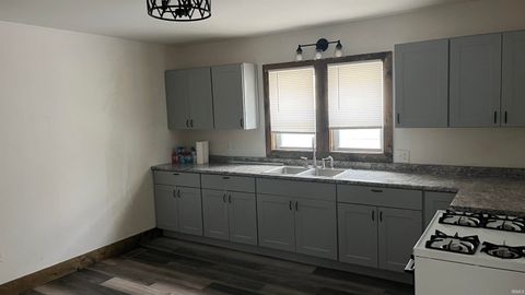 Tiny photo for 442 Bates Street, Logansport, IN 46947 (MLS # 202542546)