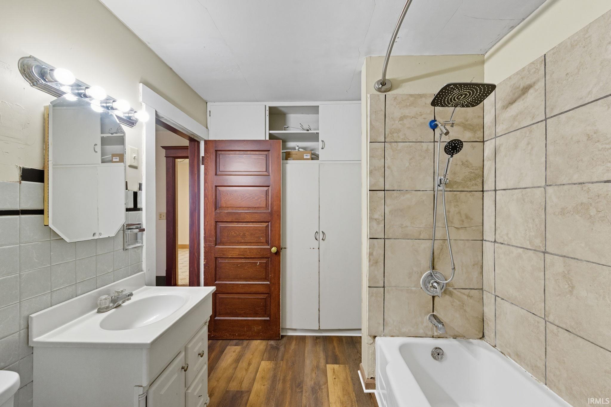 Rossville, Indiana 46065, United States, 3 Bedrooms Bedrooms, ,1 BathroomBathrooms,Residential,Active,222900