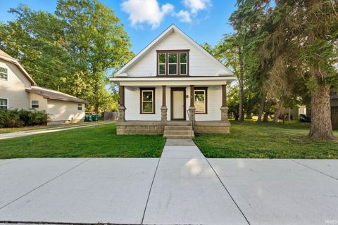 Photo of 52 N East Street, Rossville, IN 46065 (MLS # 202540414)