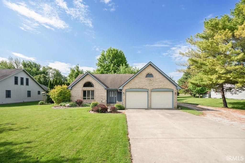 Photo of 1597 W Division Road, Tipton, IN 46072 (MLS # 202617862)