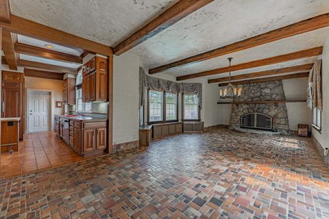 Tiny photo for 5709 Spring Lake Drive, Evansville, IN 47710 (MLS # 202612673)