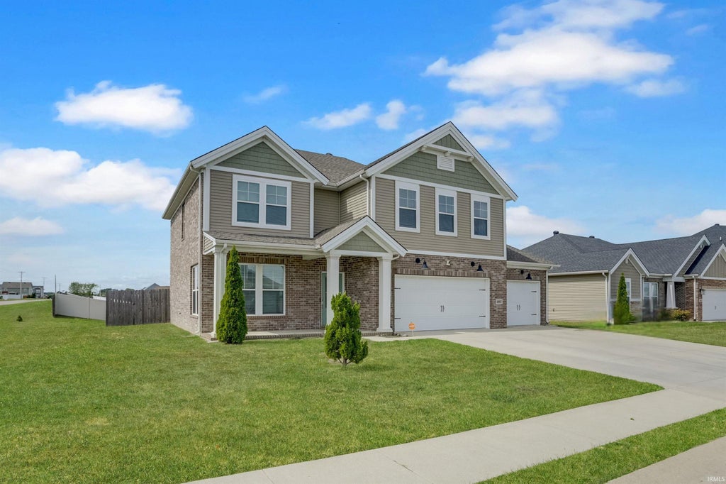 Photo of 4997 White Chapel Drive, Newburgh, IN 47630 (MLS # 202639566)