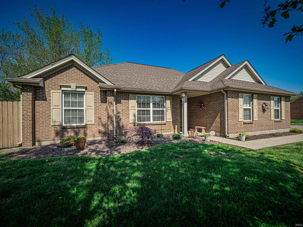 Photo of 312 E Evergreen Road, Evansville, IN 47711 (MLS # 202611921)