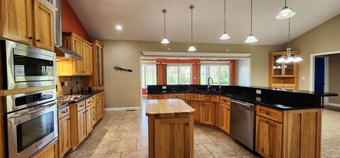 Tiny photo for 35 Carter Boulevard, Jasper, IN 47546 (MLS # 202612530)