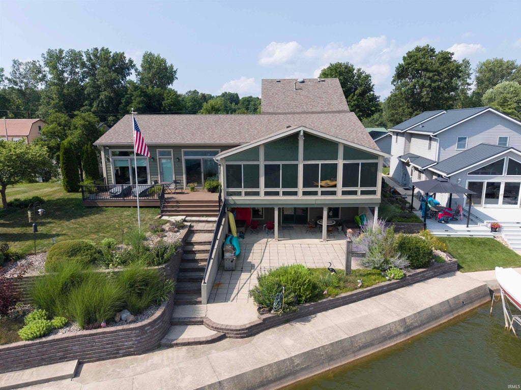Photo of 1550 North Shore Drive, Rome City, IN 46784 (MLS # 202630692)