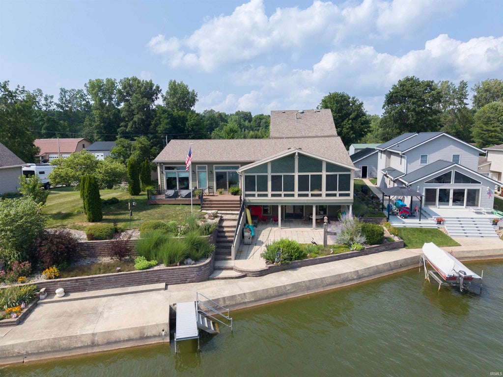 Photo of 1550 North Shore Drive, Rome City, IN 46784 (MLS # 202630692)