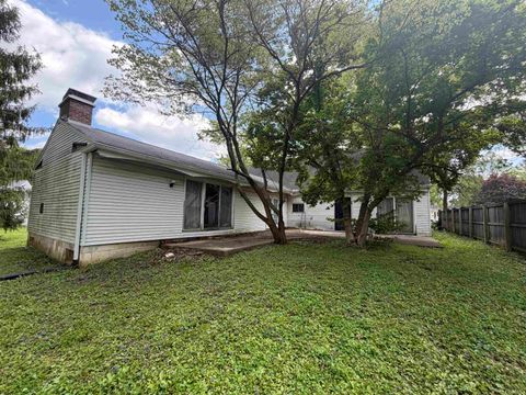 Tiny photo for 2416 Robinwood Drive, Lafayette, IN 47909 (MLS # 202616098)