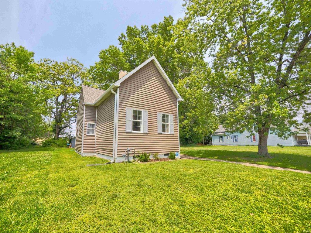 Photo of 1022 Cherry Street, Evansville, IN 47713 (MLS # 202620565)