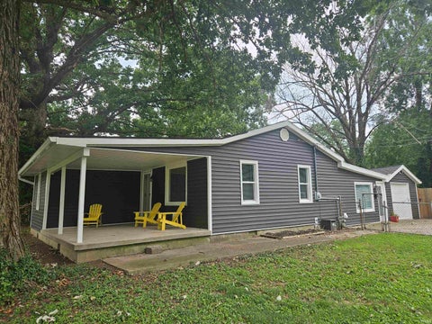 Tiny photo for 2701 S Weinbach Avenue, Evansville, IN 47714 (MLS # 202632850)