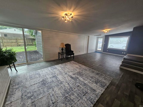 Tiny photo for 2701 S Weinbach Avenue, Evansville, IN 47714 (MLS # 202632850)