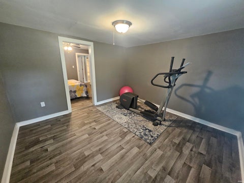 Tiny photo for 2701 S Weinbach Avenue, Evansville, IN 47714 (MLS # 202632850)
