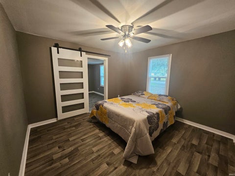 Tiny photo for 2701 S Weinbach Avenue, Evansville, IN 47714 (MLS # 202632850)