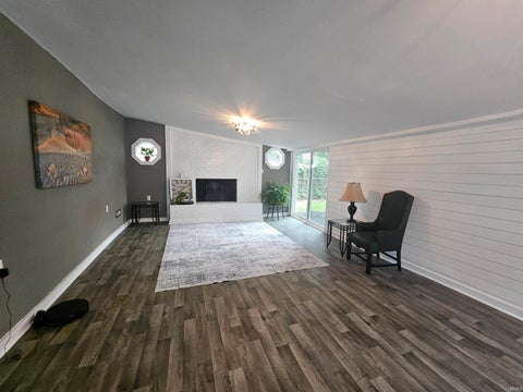 Tiny photo for 2701 S Weinbach Avenue, Evansville, IN 47714 (MLS # 202632850)