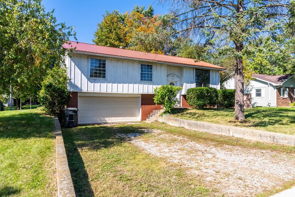 Photo of 423 Jay Street, Topeka, IN 46571 (MLS # 202539426)