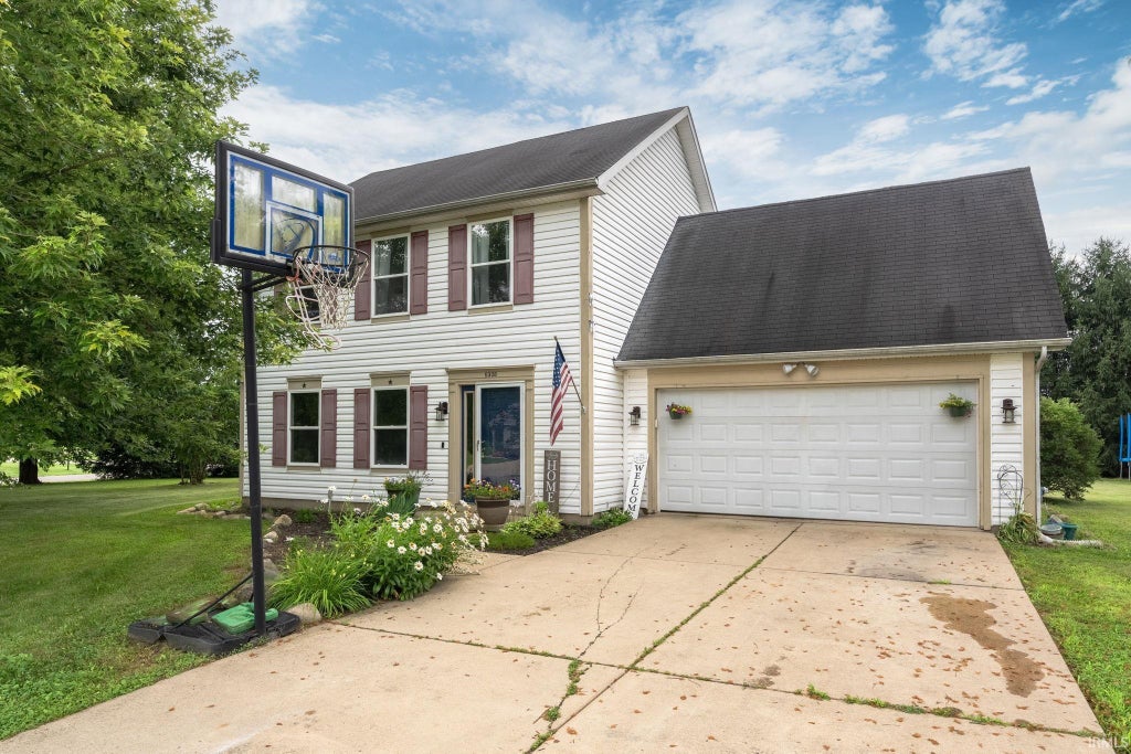 Photo of 5308 E Chandler Drive, Monticello, IN 47960 (MLS # 202627697)