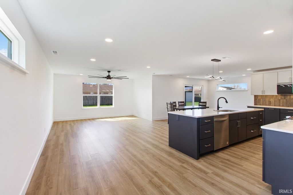 Photo of 1310 Mockingbird Lane, Mount Vernon, IN 47620 (MLS # 202609452)