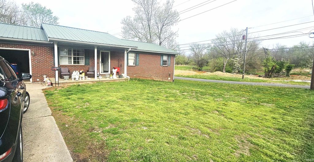 Photo of 1026 N Ann Street, Boonville, IN 47601 (MLS # 202611404)