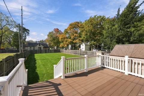 Tiny photo for 2406 S Hanna Street, Fort Wayne, IN 46803 (MLS # 202643334)
