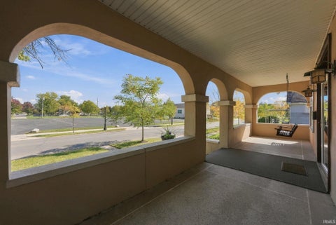 Tiny photo for 2406 S Hanna Street, Fort Wayne, IN 46803 (MLS # 202643334)