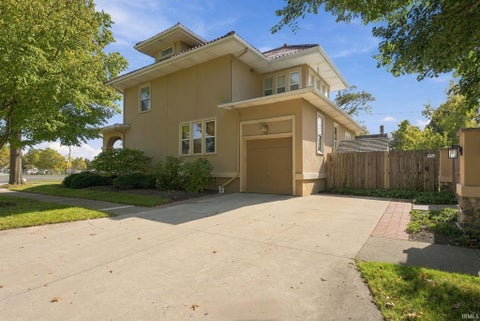 Tiny photo for 2406 S Hanna Street, Fort Wayne, IN 46803 (MLS # 202643334)