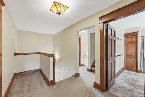 Tiny photo for 2406 S Hanna Street, Fort Wayne, IN 46803 (MLS # 202643334)