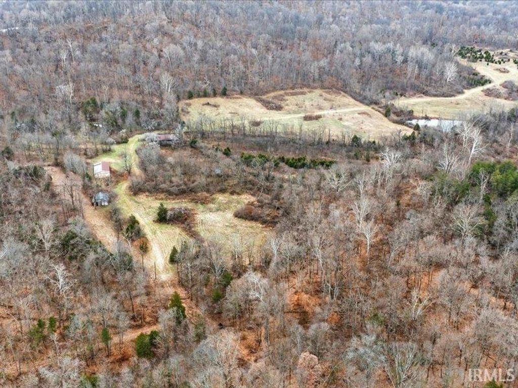 Photo of 6355 Stogsdill Road, Bloomington, IN 47404 (MLS # 202600026)