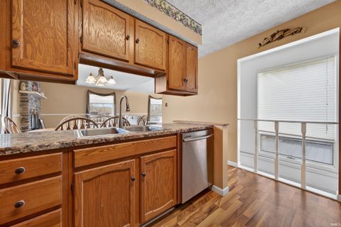 Tiny photo for 4618 N Shady Lane, Logansport, IN 46947 (MLS # 202607735)