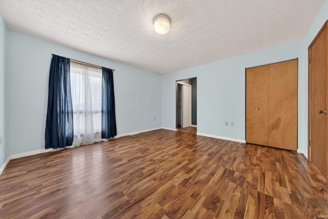 Tiny photo for 4618 N Shady Lane, Logansport, IN 46947 (MLS # 202607735)