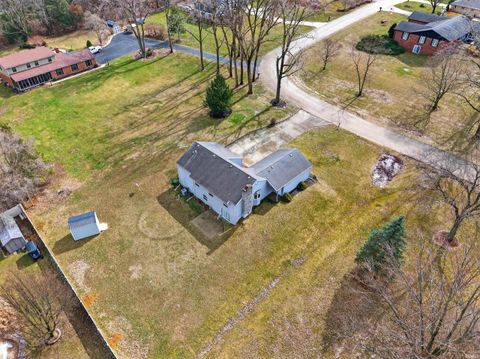 Tiny photo for 4618 N Shady Lane, Logansport, IN 46947 (MLS # 202607735)