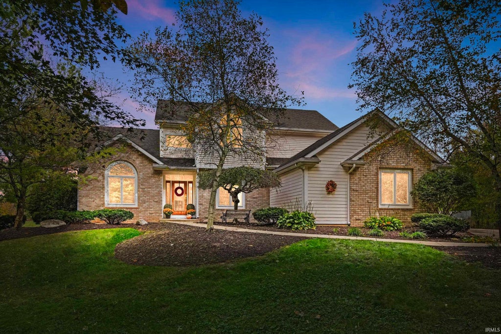 Photo of 6224 Hathaway Road, Fort Wayne, IN 46818 (MLS # 202642874)